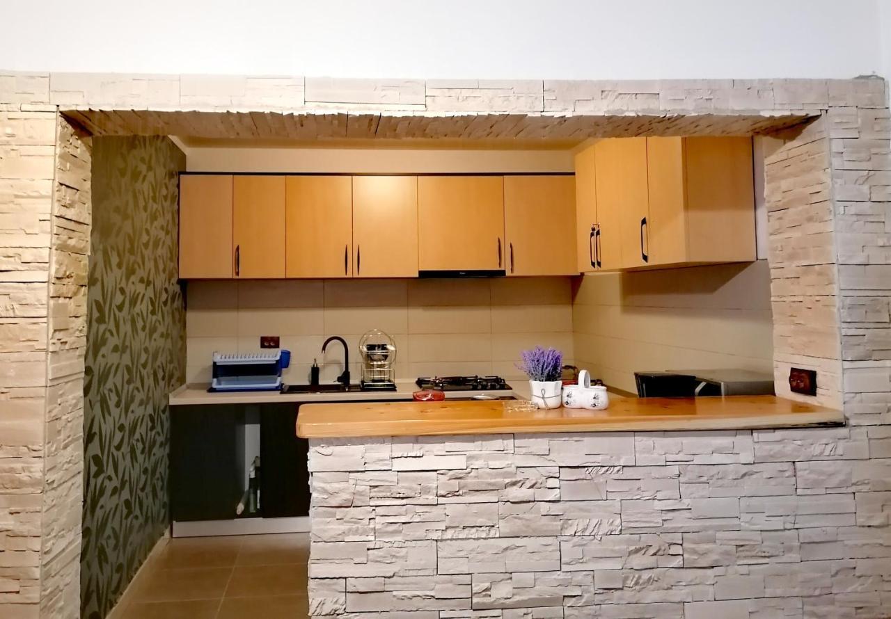 Voinescu House - Natural Living & Eating Simon Ngoại thất bức ảnh