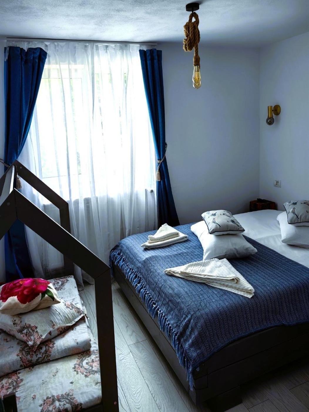 Voinescu House - Natural Living & Eating Simon Ngoại thất bức ảnh